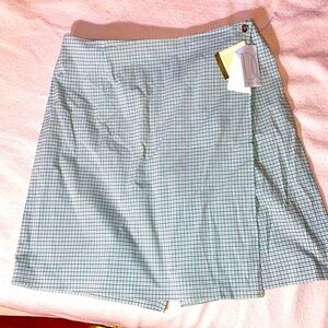 Doncaster Skort sz16 checkered NWT